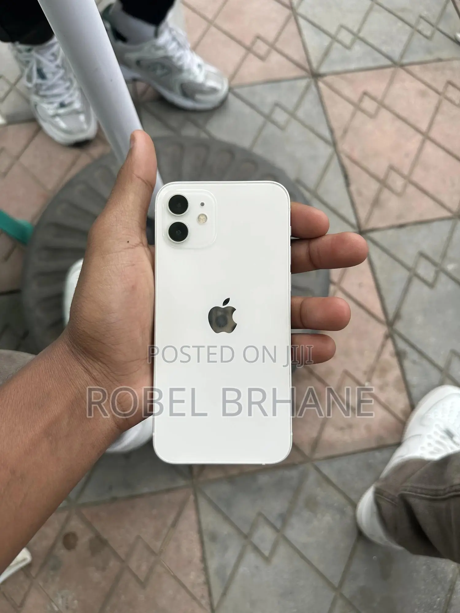 Apple iPhone 12 64 GB White