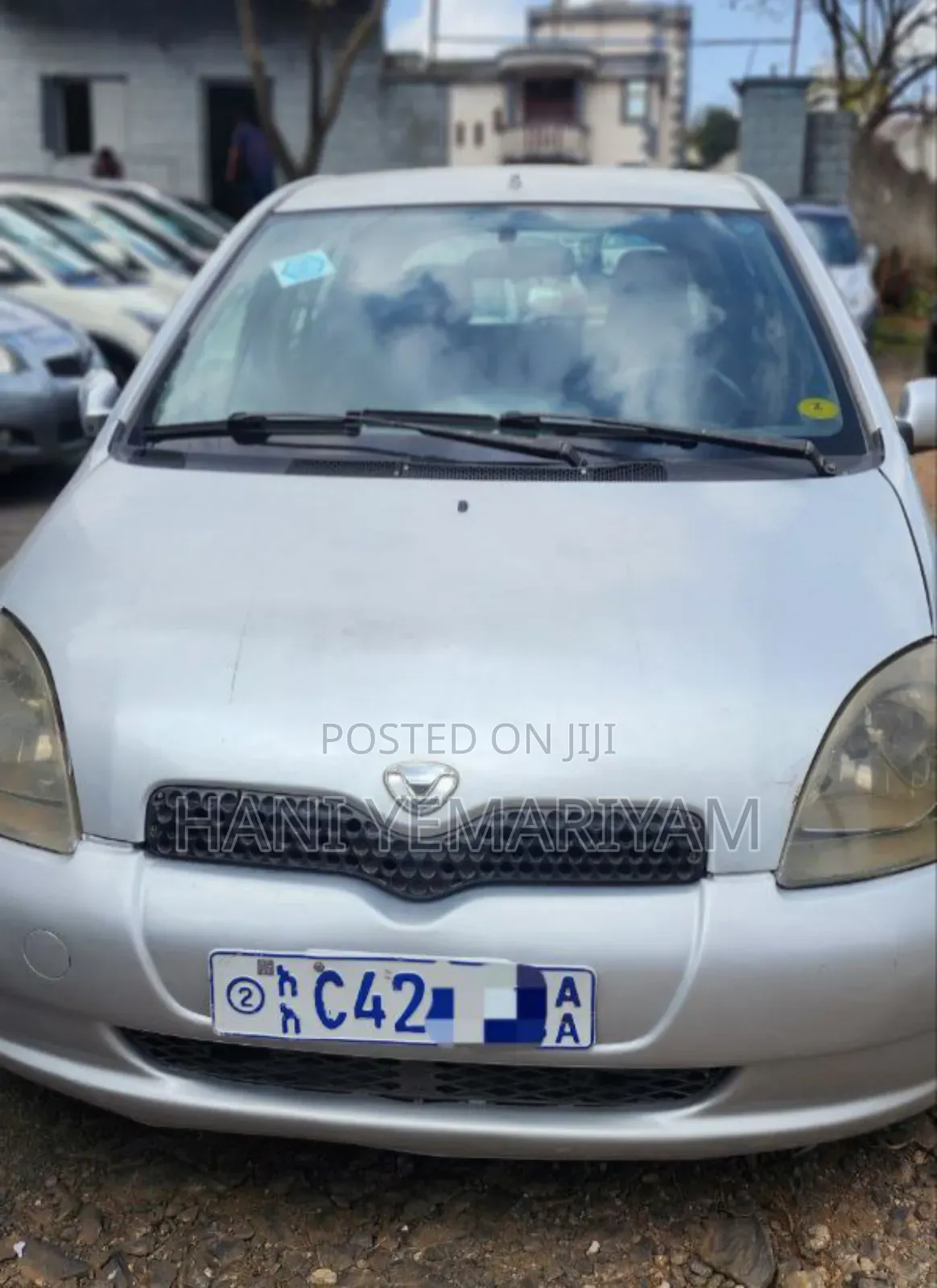 Toyota Vitz 2001 Silver