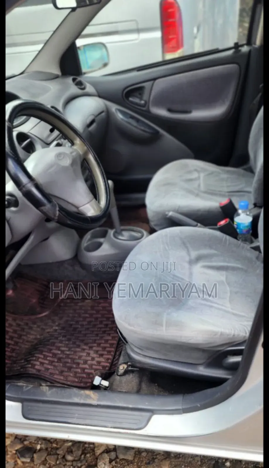 Toyota Vitz 2001 Silver