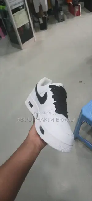 Photo - Nike Air Force