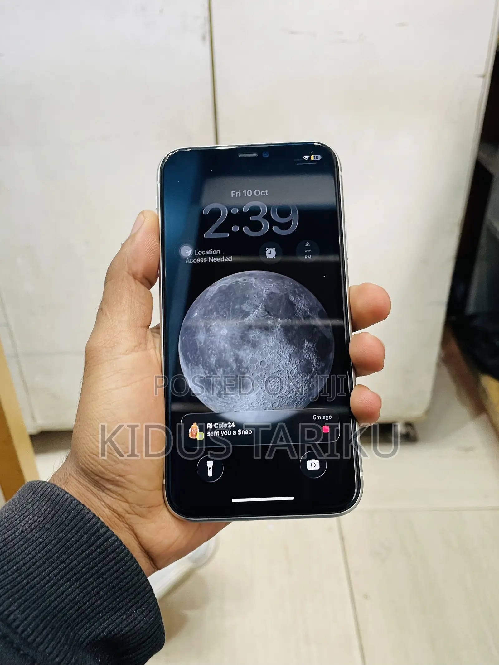 Apple iPhone 11 64 GB White