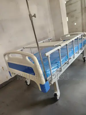 Photo - Sleeping Four Wheel Drive Hospital Bed麩質brand New Leg and Head Support