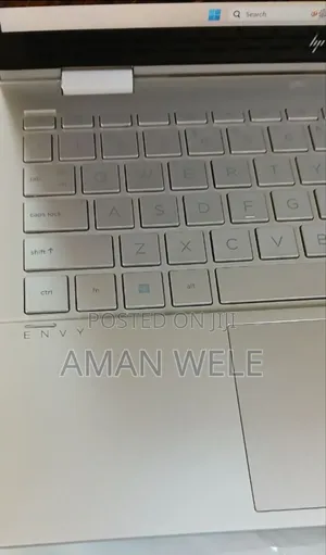 New Laptop HP Envy X360 8GB Intel Core I7 SSD 512GB