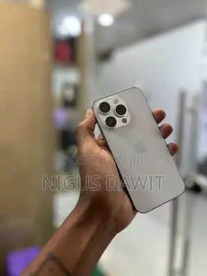 Photo - Apple iPhone 14 Pro 256 GB White