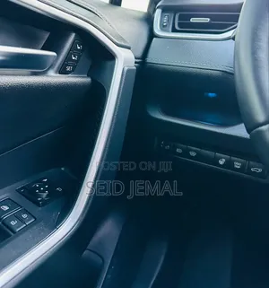 Toyota RAV4 2023 Gray