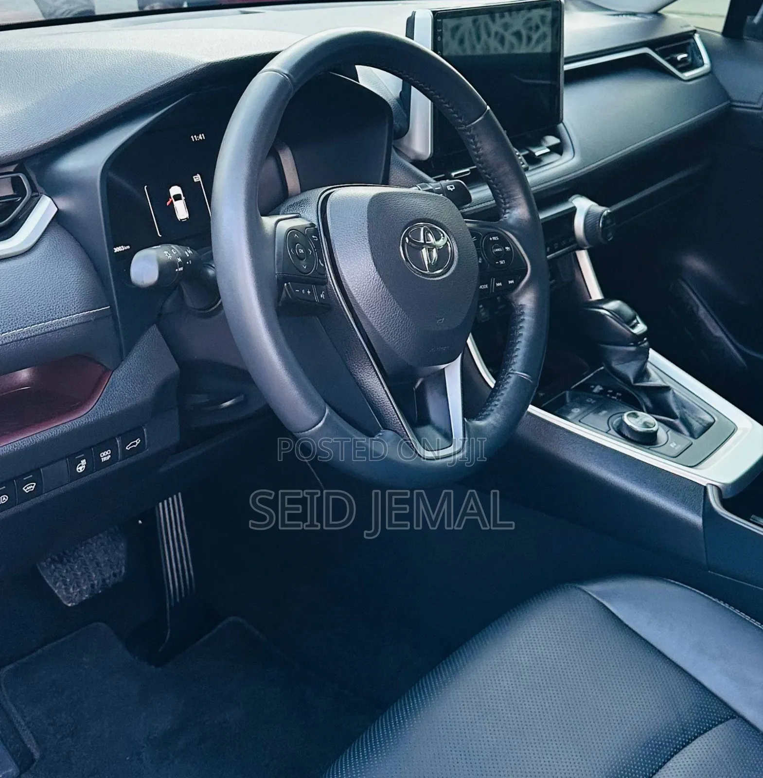 Toyota RAV4 2023 Gray