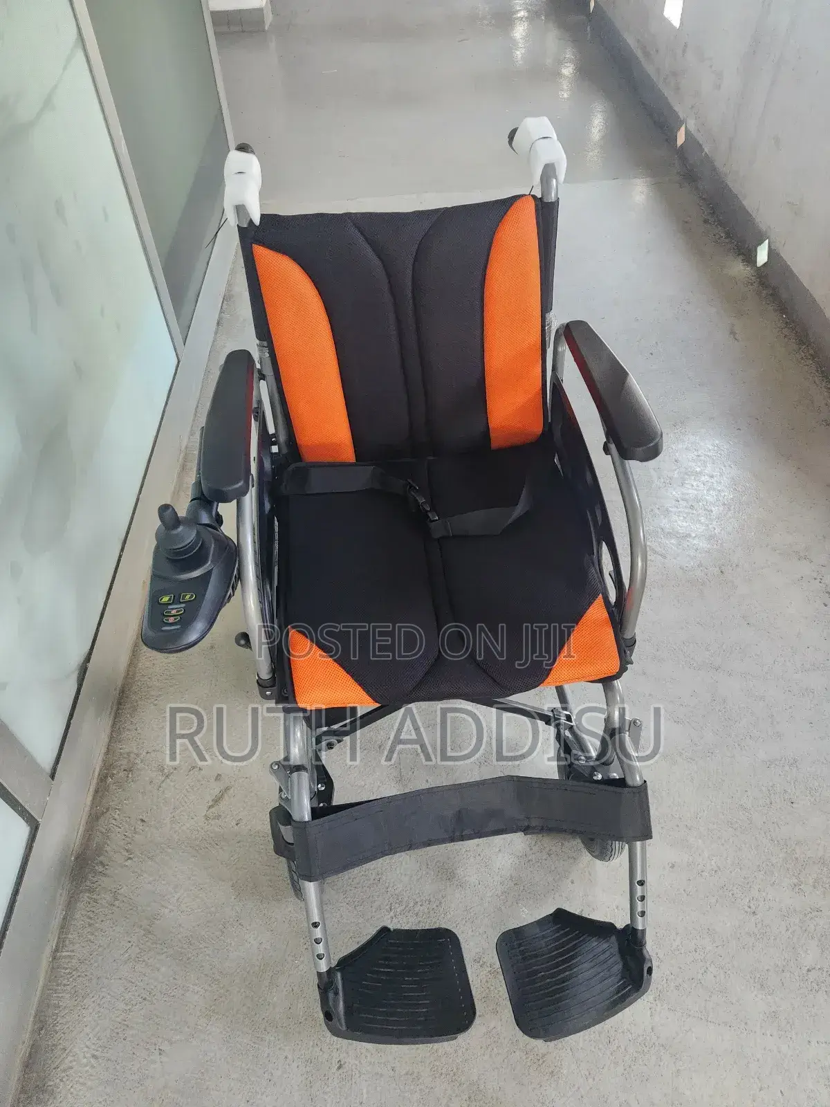 Electrical Wheelchair丸及multi Purpose Wheelchair庫藏electrical Wheelchair