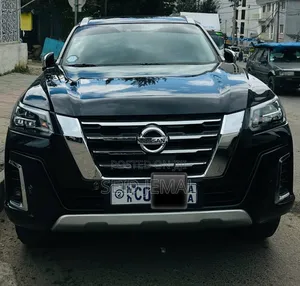 Photo - Nissan Xterra 2015 Matt Black