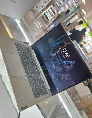 New Laptop Lenovo Ideapad 3 8GB Intel Core I5 SSHD (Hybrid) 1.5T