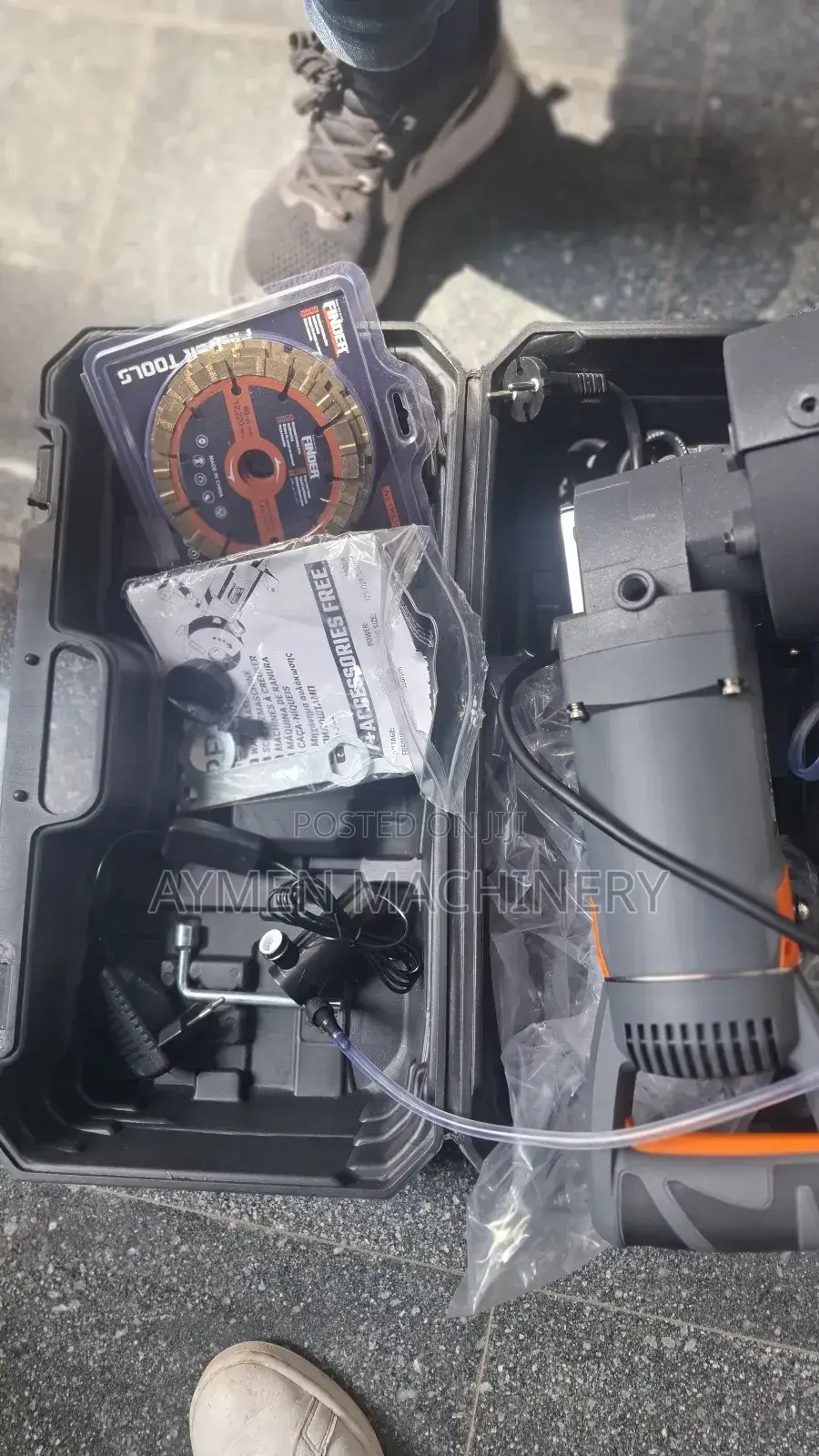 Finder Wallchaser 2800watt