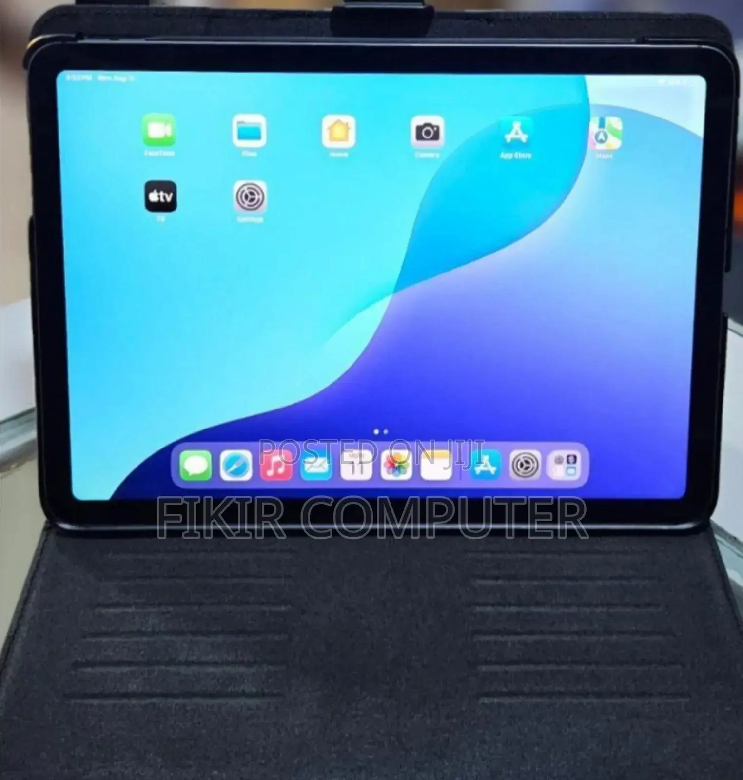 New Apple iPad Air 64 GB