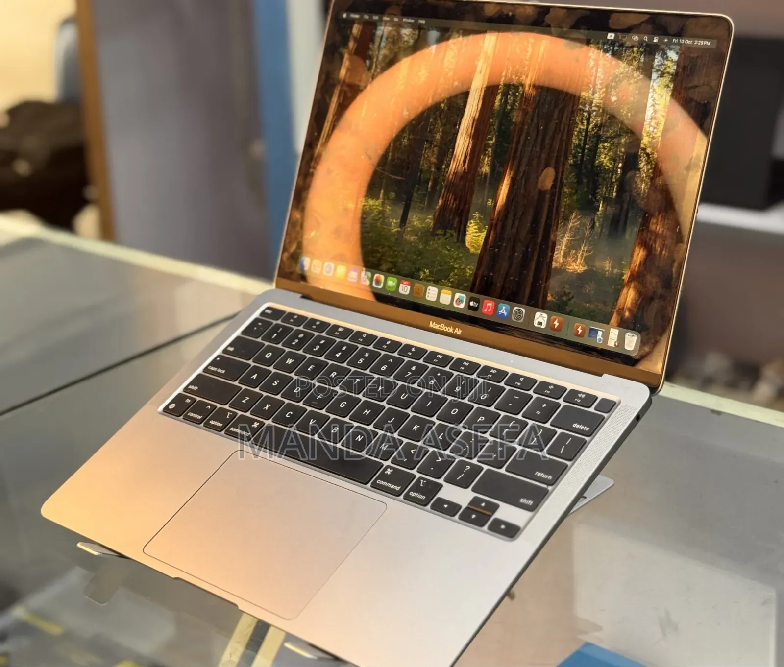 New Laptop Apple MacBook Air 2020 M1 8GB Apple M1 SSD 256GB