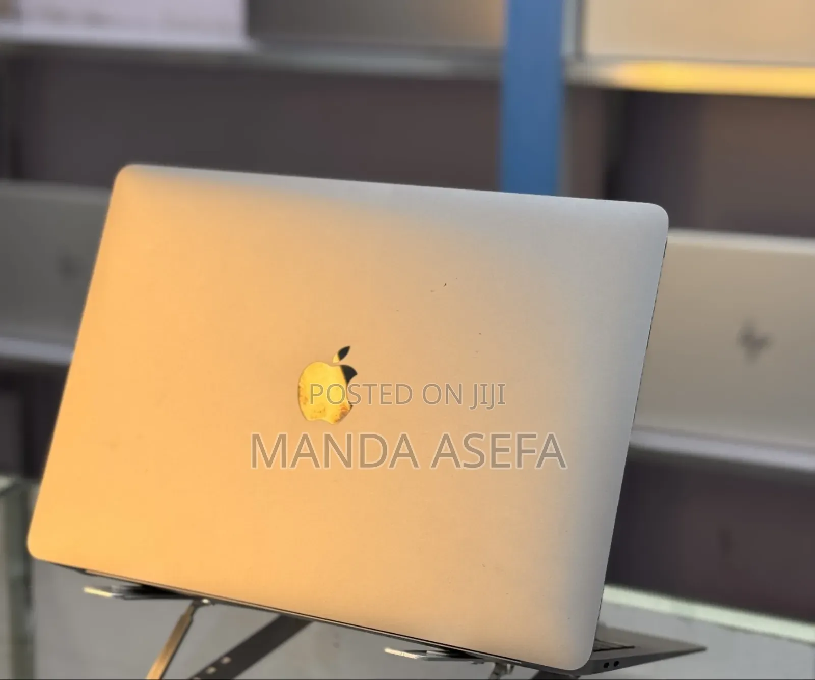 New Laptop Apple MacBook Air 2020 M1 8GB Apple M1 SSD 256GB