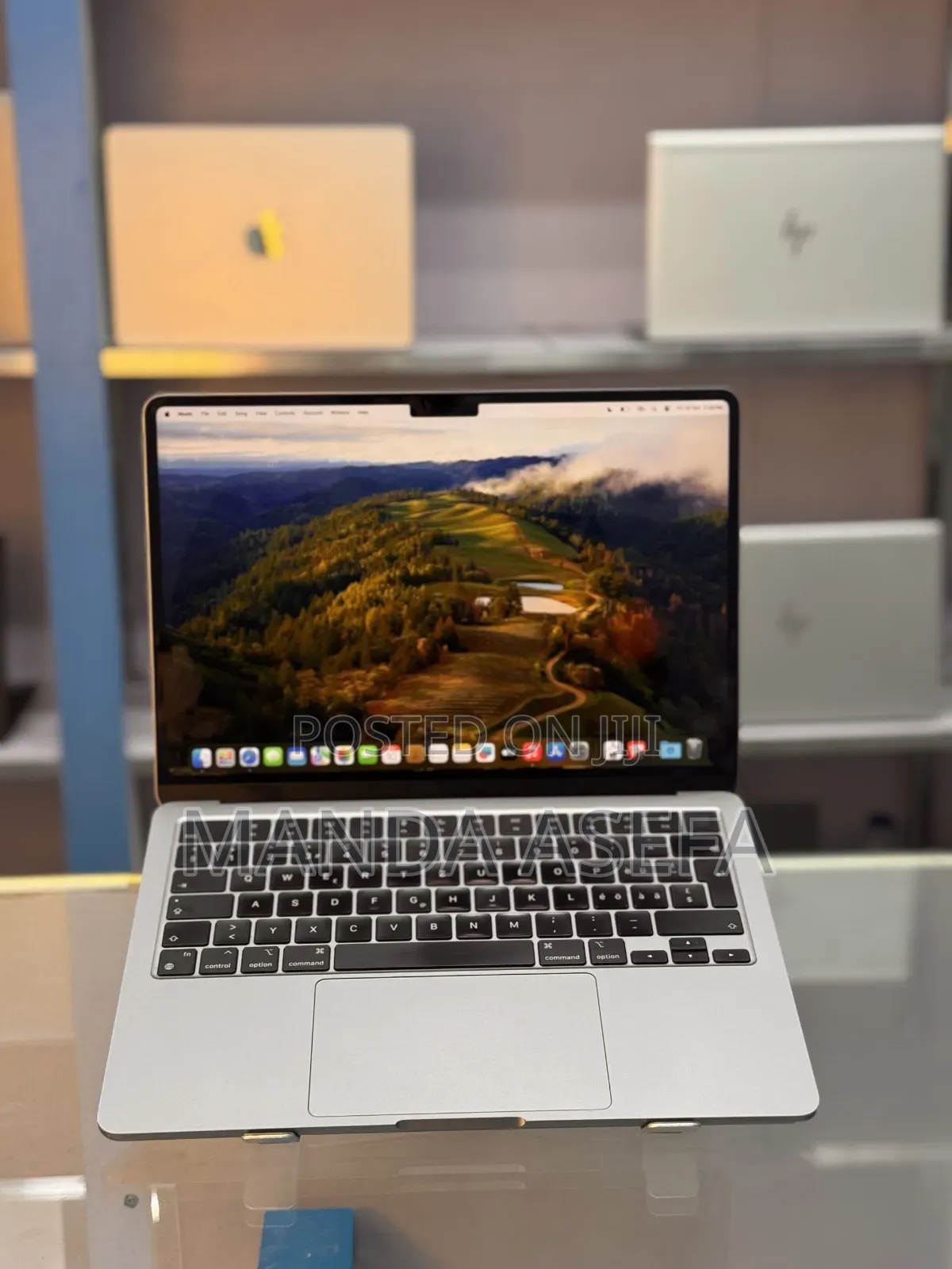 New Laptop Apple MacBook Air 2022 M2 8GB Apple M2 SSD 256GB