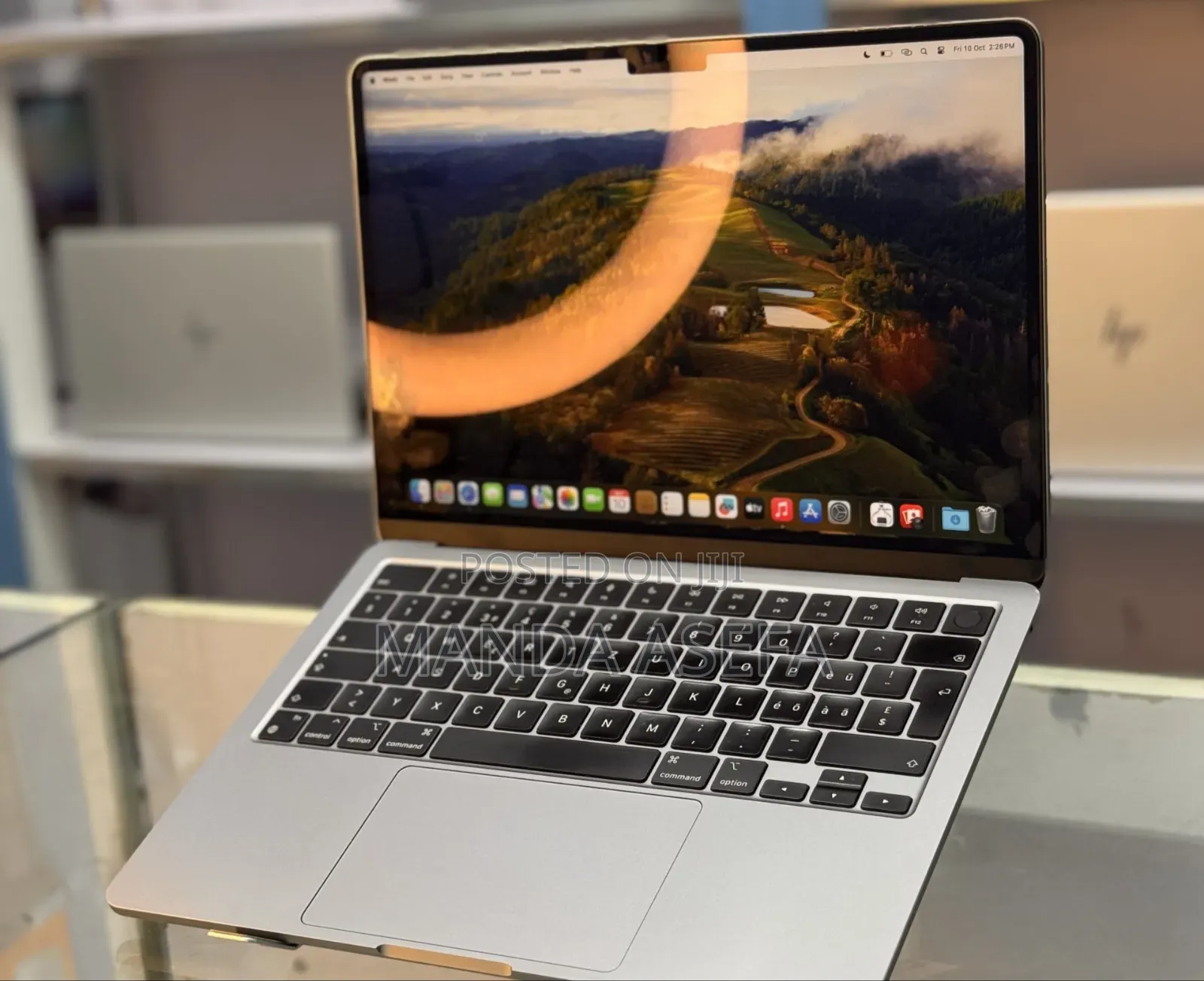 New Laptop Apple MacBook Air 2022 M2 8GB Apple M2 SSD 256GB