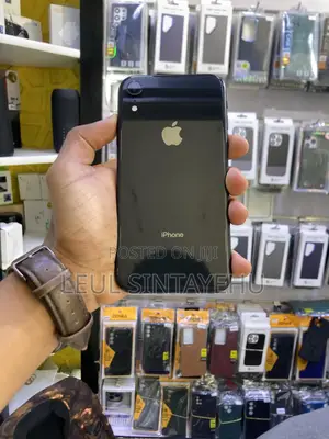Apple iPhone XR 64 GB Black