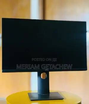 Photo - Dell Monitor 24”