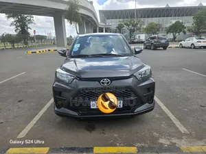 Photo - Toyota Raize 1.2 FWD 2022 Gray