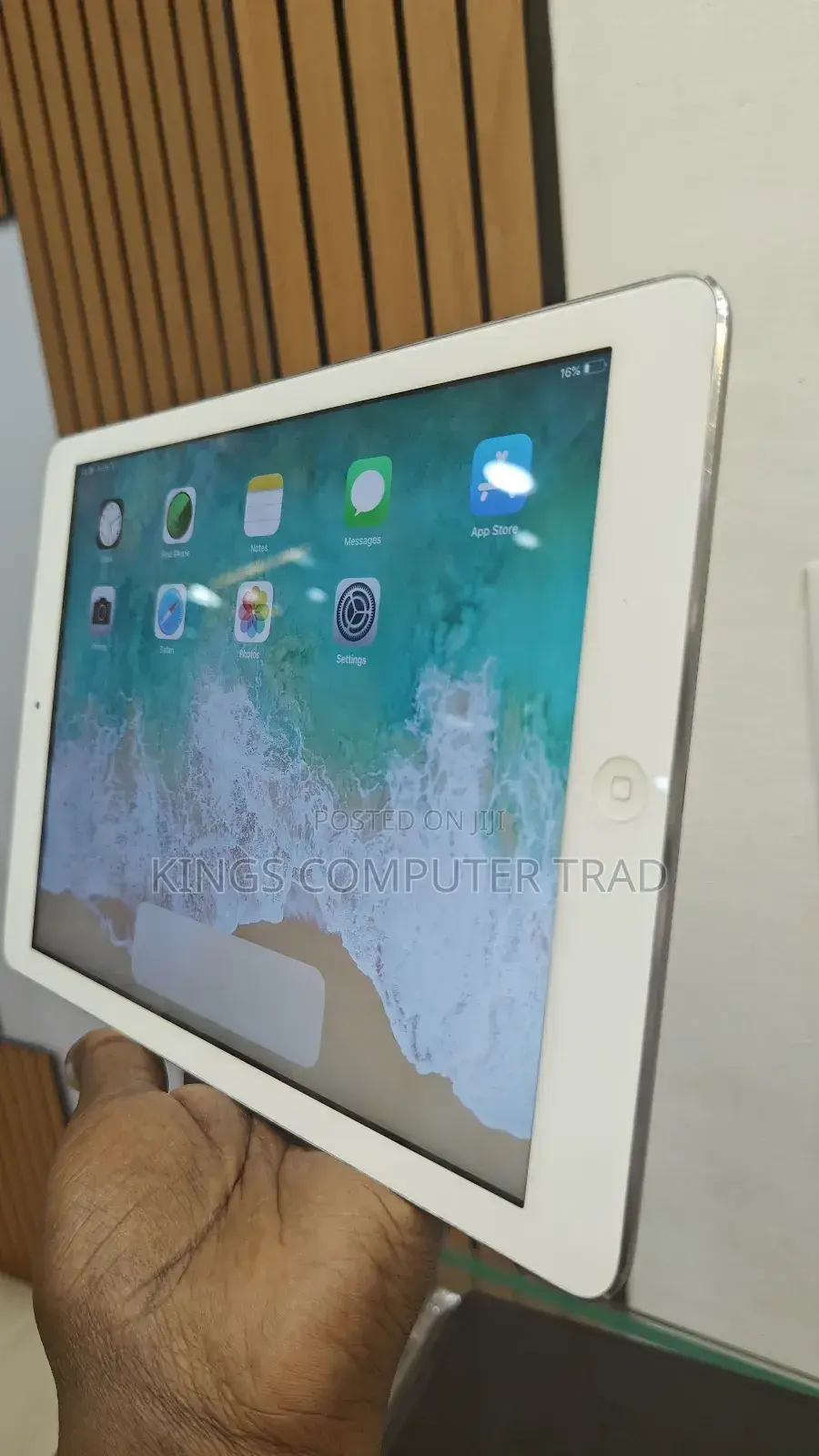 New Apple iPad Air 32 GB Silver