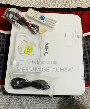 Nec Np-P525ul Laser Projector