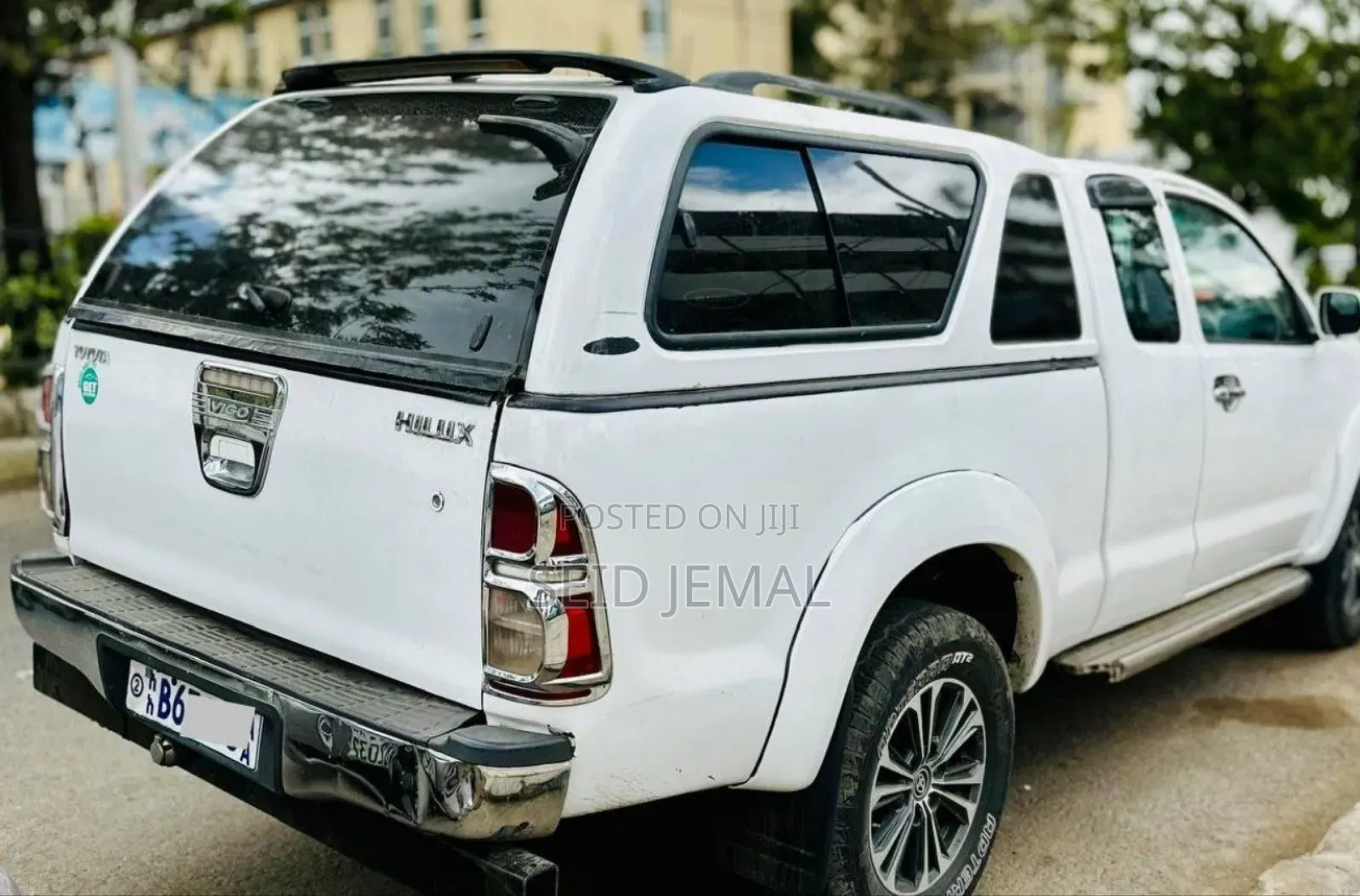 Toyota Hilux 2013 White