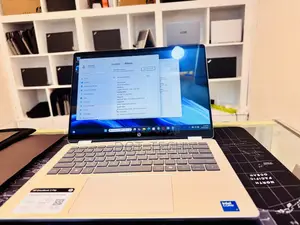 Photo - New HP OmniBook 5 Flip 14-Fp0023dx 16GB Intel Core 7 SSHD+SSD 512GB