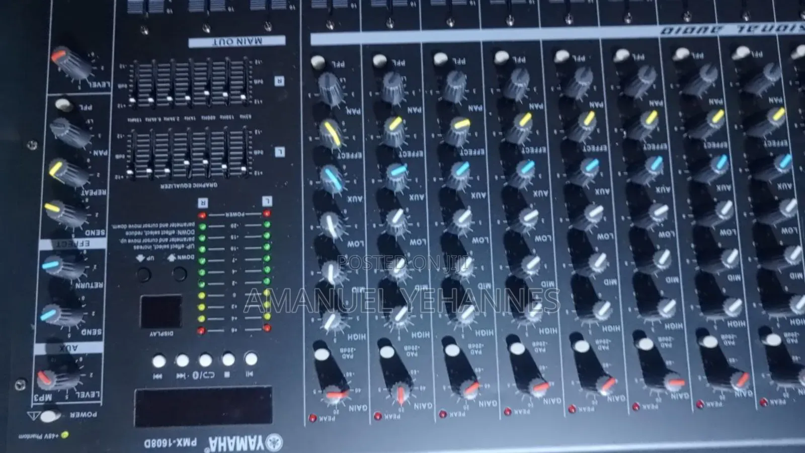 Yamaha 16 Channel Powered Mixer