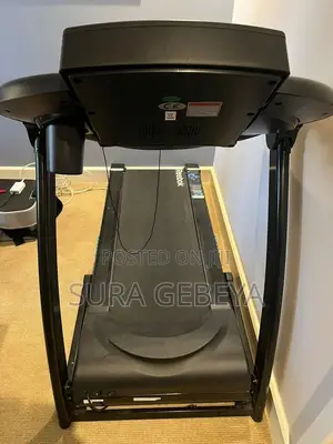 Reebok ድርጅት ያመረተውን Reebok Floatride የመሮጫ ማሽን