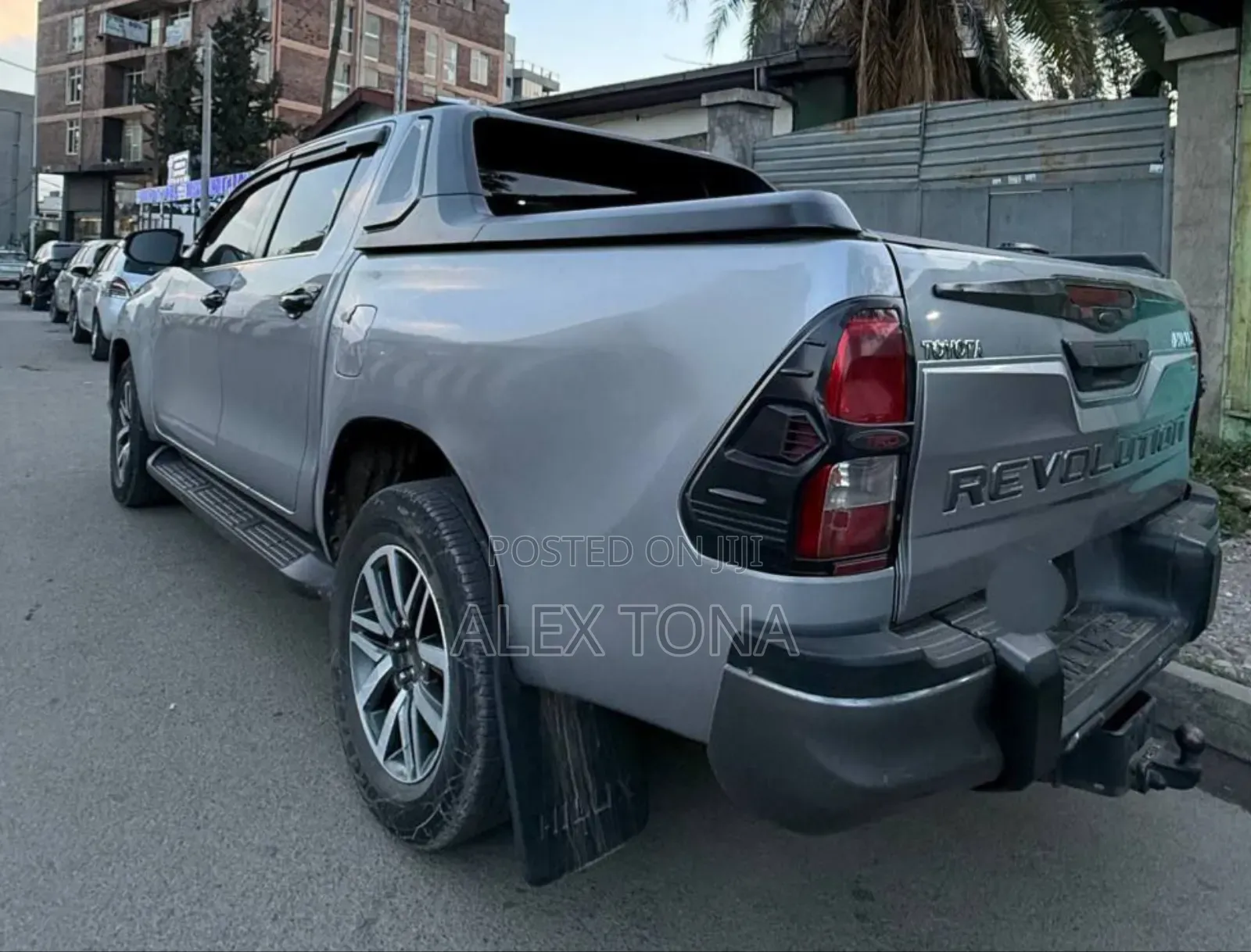 Toyota Hilux 2020 Silver