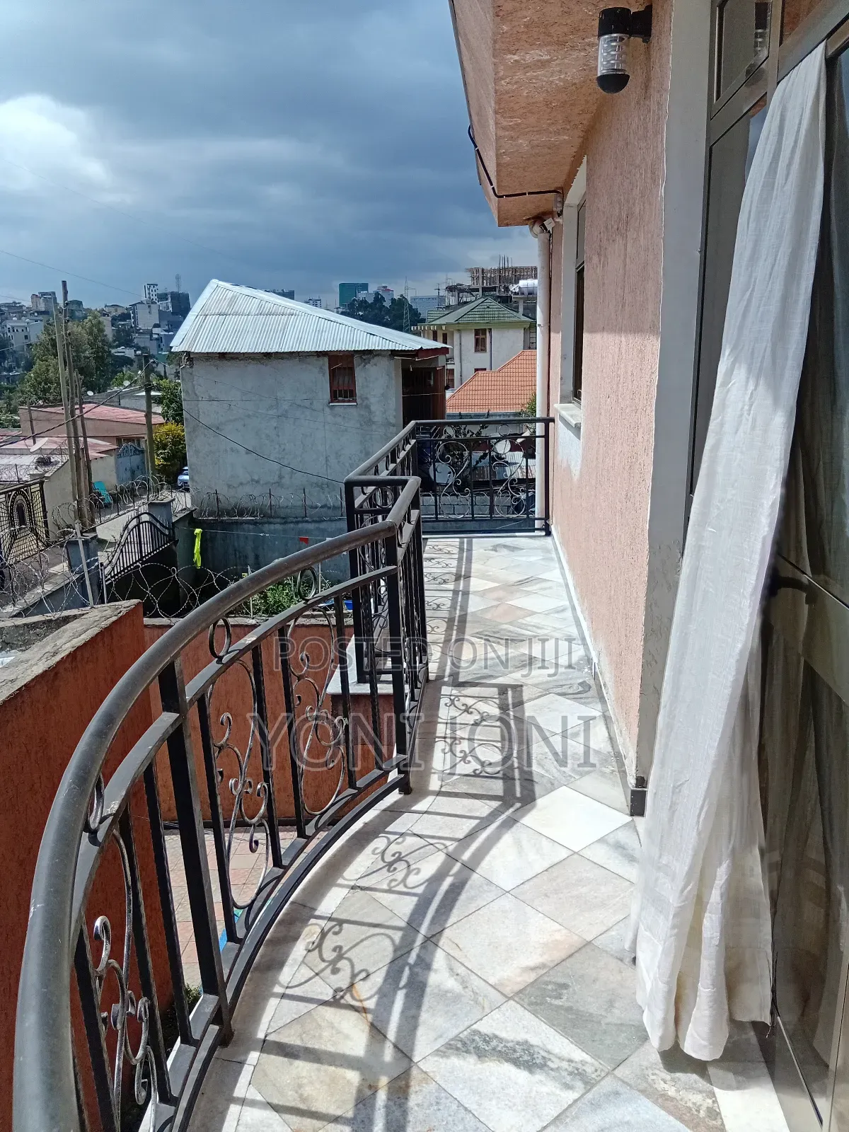 Furnished 3bdrm House in Arada for rent