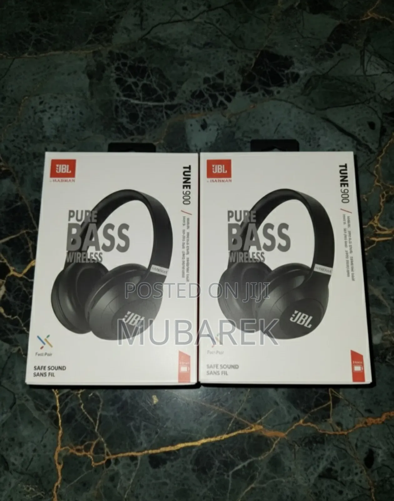 JBL 900 Pure Audio: Stunning Black Finish