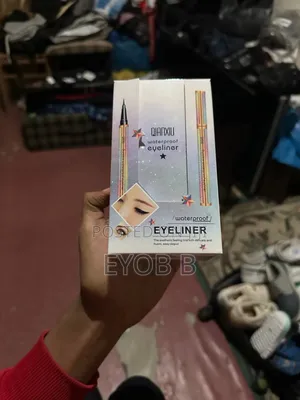 Photo - Qianxiu Waterproof Eyeliner