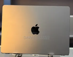 Photo - New Laptop Apple MacBook Air 2022 M2 8GB Apple M2 SSD 256GB