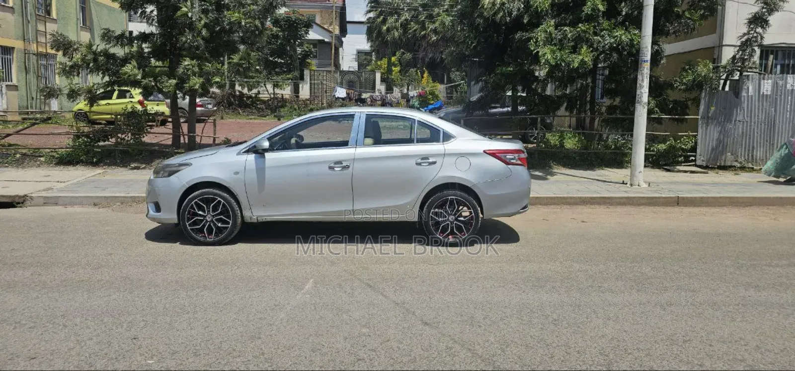 Toyota Yaris 2014 Silver