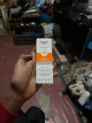 Photo - Eucerin Oil Control SPF 50+ Gel-Cream