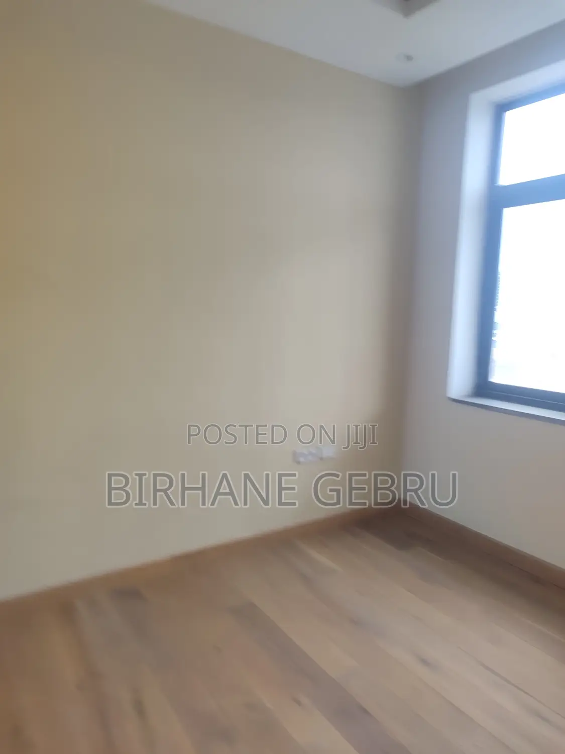 4 Bedroom Luxury Semi Fernished Apartiment for Rent