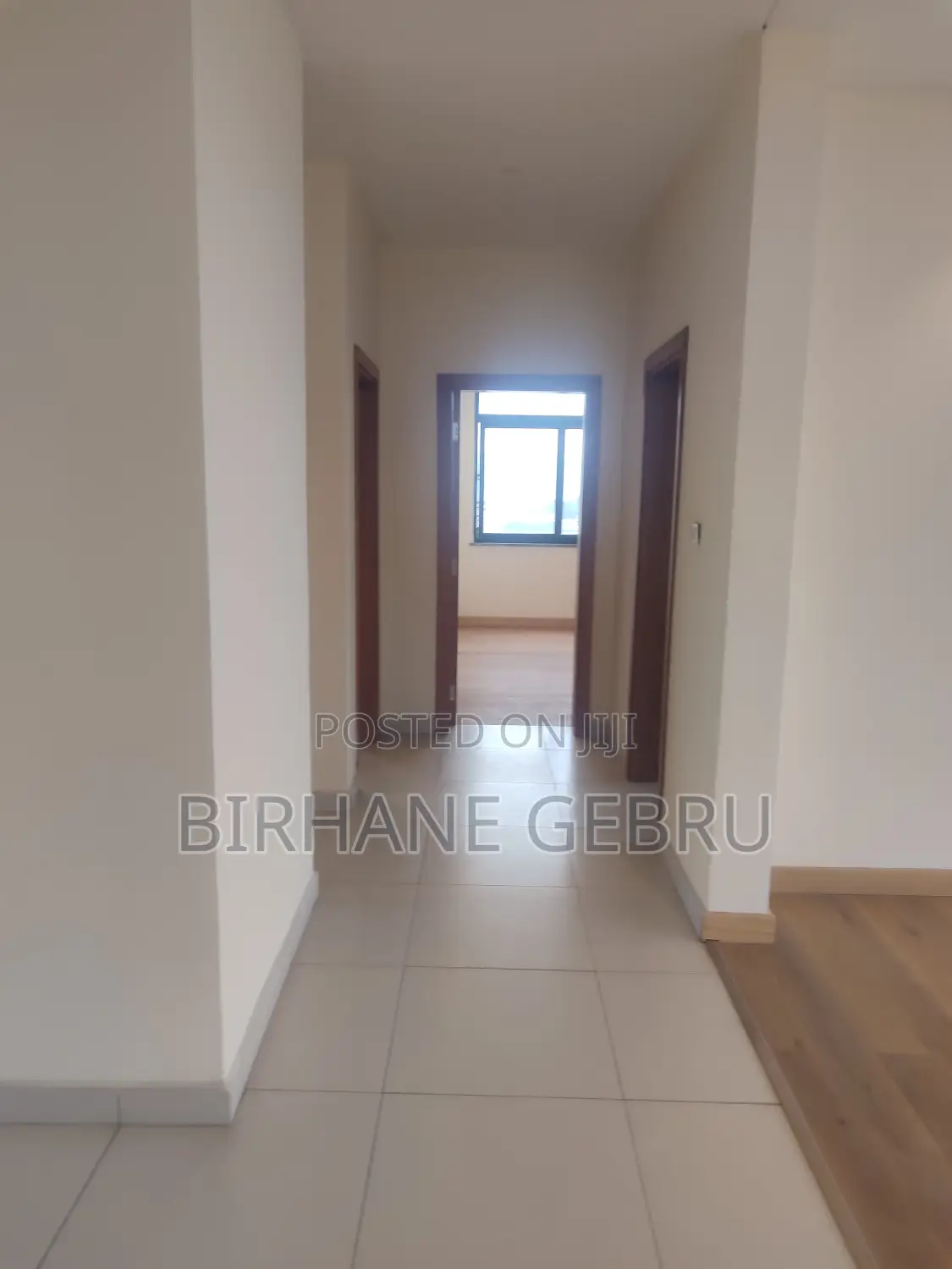 4 Bedroom Luxury Semi Fernished Apartiment for Rent