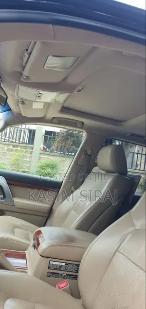 Toyota Land Cruiser 4.6 V8 GXR 2017 Gray