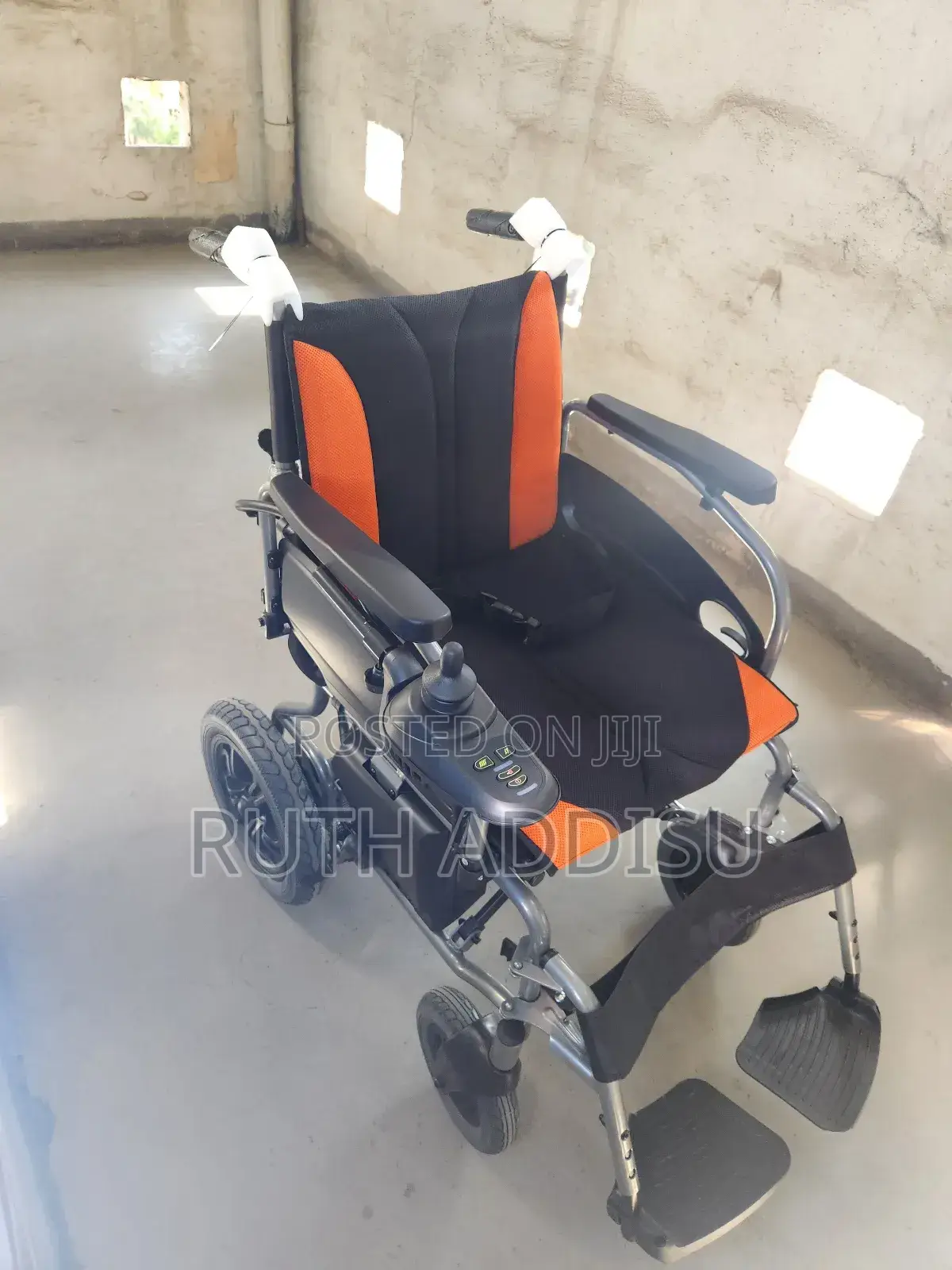 Electrical Wheelchair奢華digit Wheelchair協會analog Wheelchair宛轉wheelchair