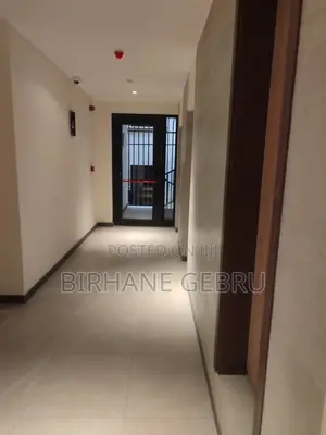 3 Bedroom Luxury Semi Fernished Apartiment for Rent