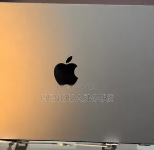 Photo - New Laptop Apple MacBook Air 2022 M2 8GB Apple M2 SSD 256GB