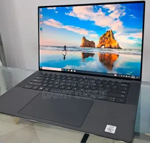 New Laptop Dell Precision 5550 16GB Intel Core I7 SSD 512GB