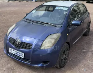 Photo - Toyota Yaris 1.0 Eco 2007 Blue