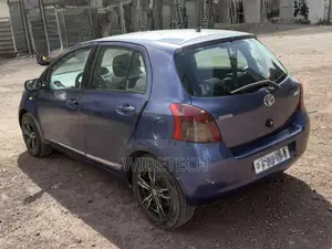 Toyota Yaris 1.0 Eco 2007 Blue