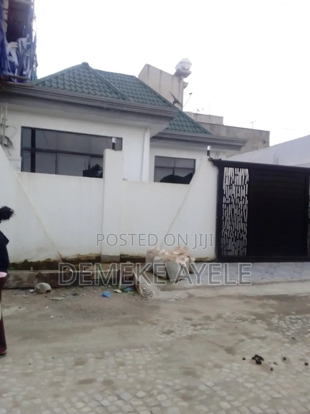 Furnished 2bdrm Villa in Nifas Silk-Lafto for sale