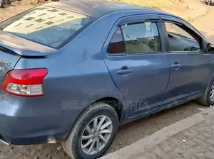 Toyota Yaris 2020 Silver