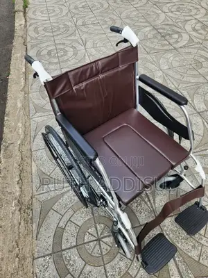 Comfortable Wheelchair痛苦commode Wheelchair旯你wheelchair Brand New