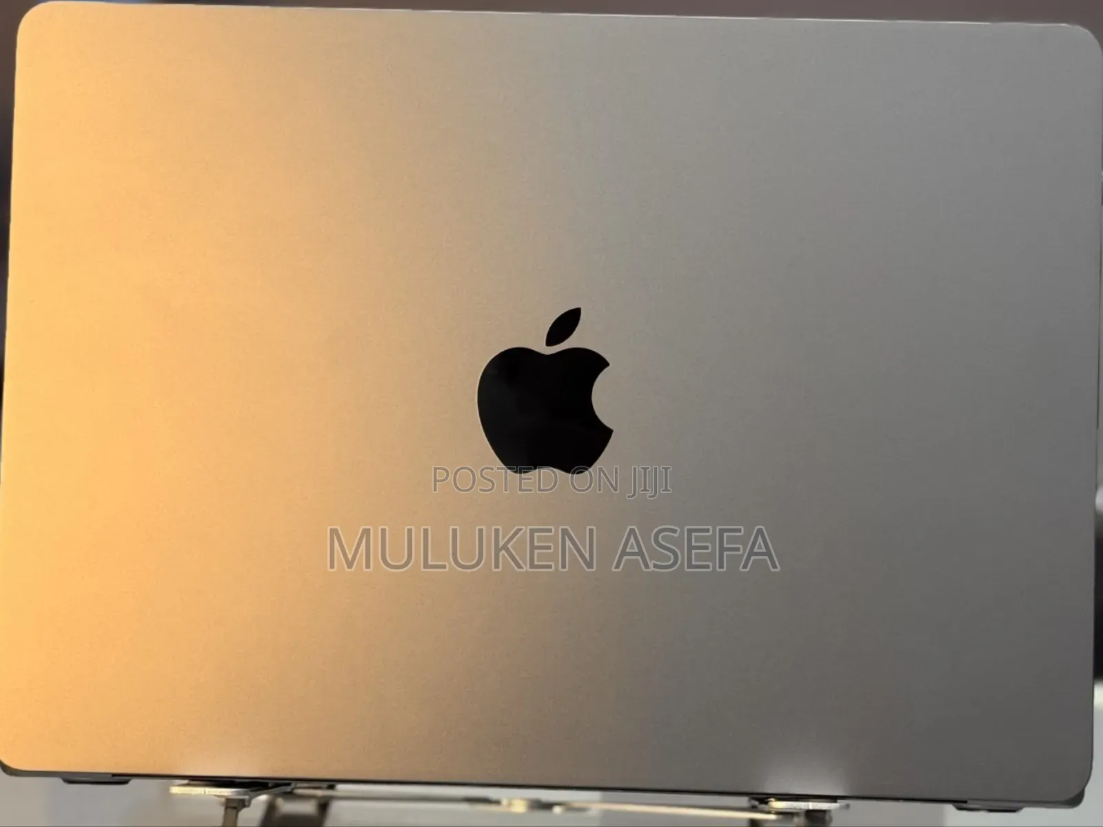 New Laptop Apple MacBook Air 2022 M2 8GB Intel Core M2 SSD 256GB