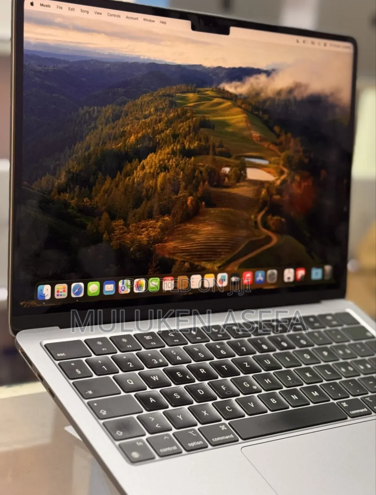 New Laptop Apple MacBook Air 2022 M2 8GB Intel Core M2 SSD 256GB