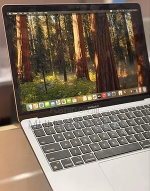 New Laptop Apple MacBook Air 2020 M1 8GB Apple M1 Max SSD 256GB